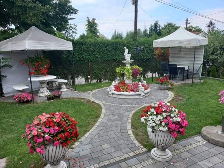 Apartamento Bialy Dom Sulejów Exterior foto