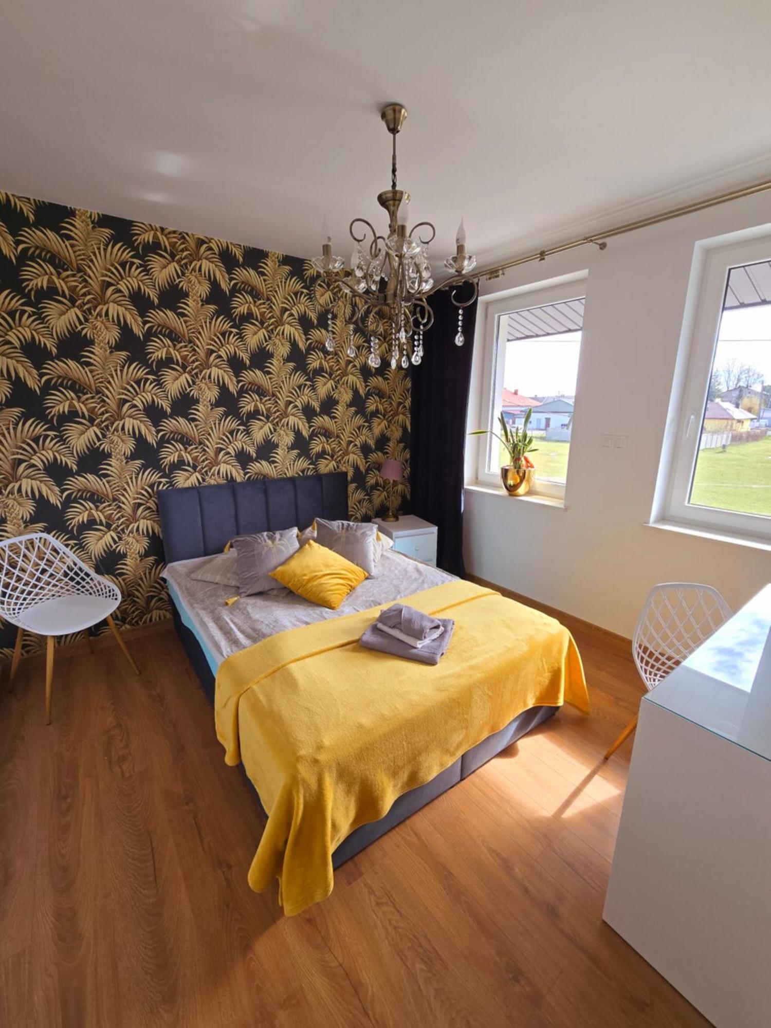 Apartamento Bialy Dom Sulejów Exterior foto